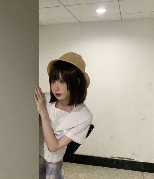扒开腿挺进湿润的花苞hd视频